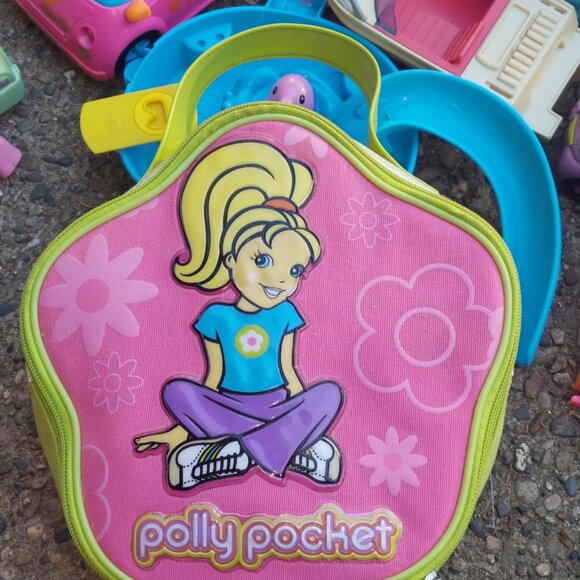 VTG POLLY POCKET Huge lot Everything you see here - Picture 1 of 8